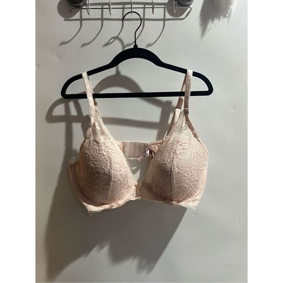 Victoria’s Secret Plunge Lace Bra Woman’s Size 38DD - Picture 1 of 11